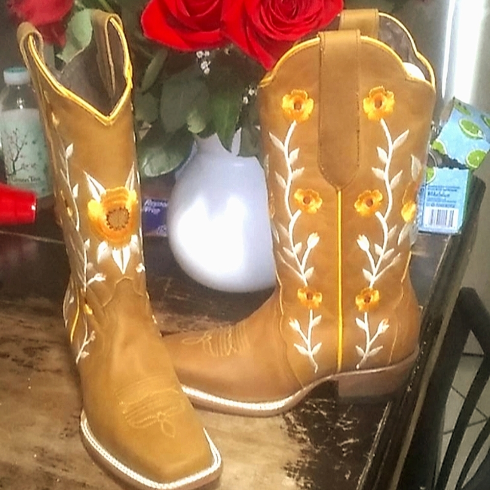Leather western boots